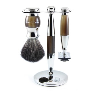 Set Safety razor, shaving brush synthetic fibre and stand horn