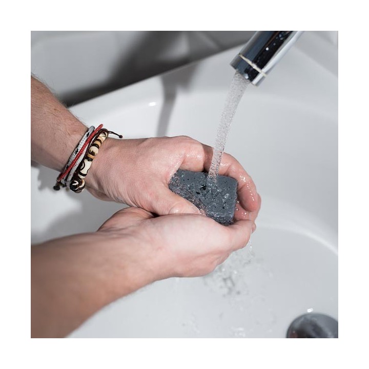 Zew for Men Shaving Soap with charcoal 85ml