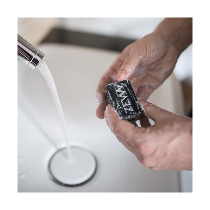 Jabón de Baño y Facial con Carbón Activo Zer for Men 85ml