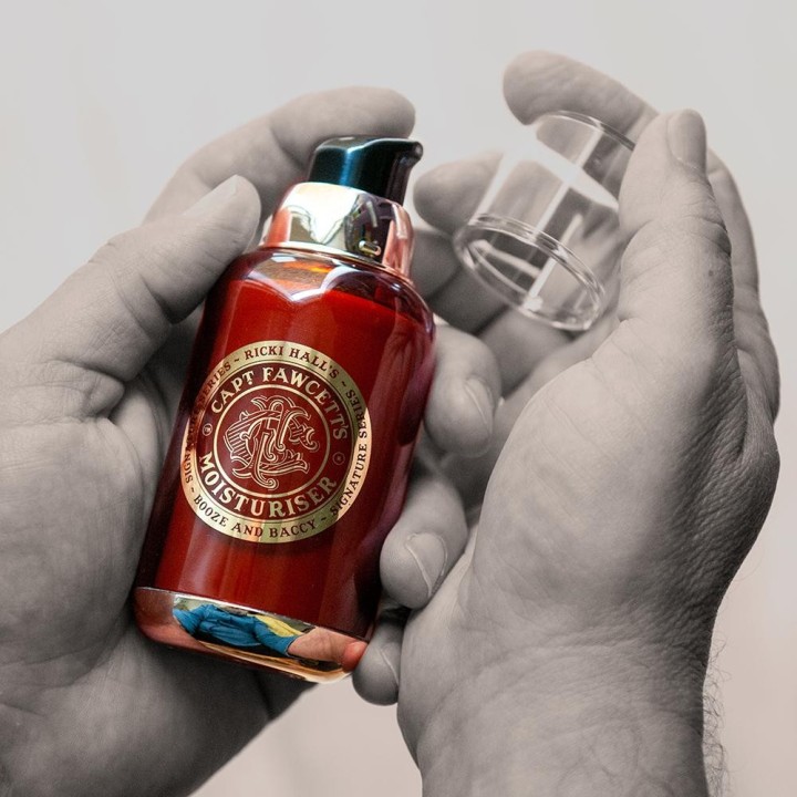 Crema Hidratante Ricki Hall Booze & Baccy Captain Fawcett 50ml