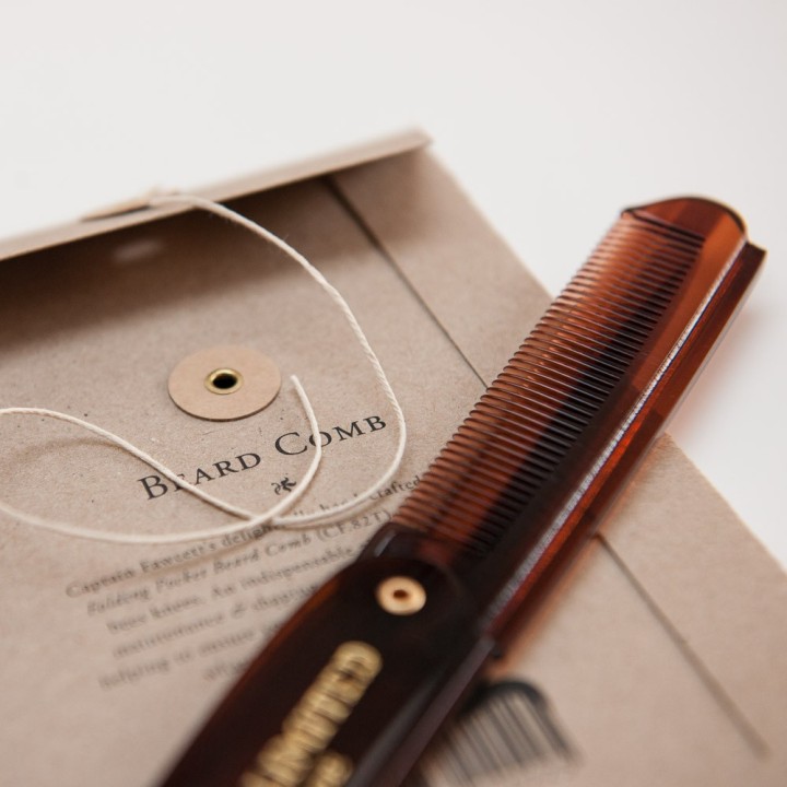 Peine Bigote Captain Fawcett