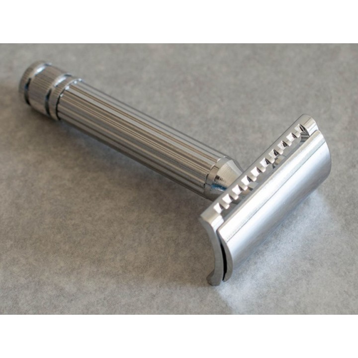 Maquinilla Afeitar Clásica Fatip Grande Cromada Peine Cerrado