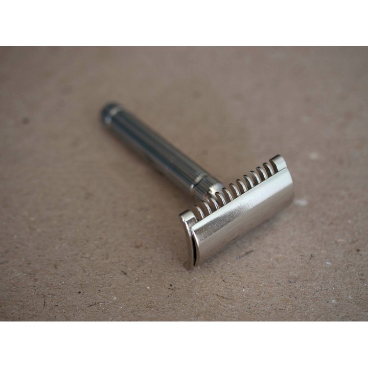 Maquinilla Afeitar Peine Abierto Fatip Pequeña