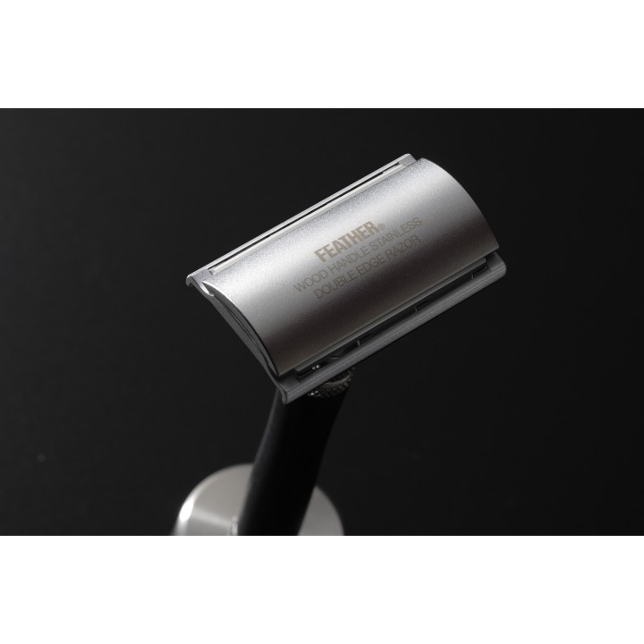 Feather Stainless Safety Razor Wood Handle WS-D1S & Stand